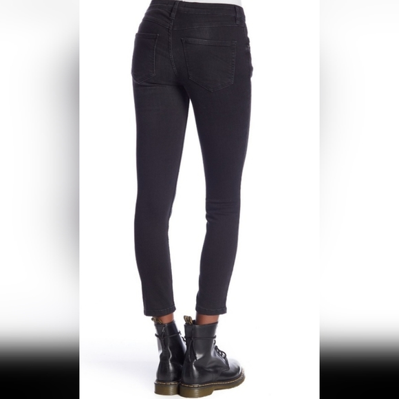 Free People " Mara " Black Wash Skinny size 24 - Picture 2 of 7
